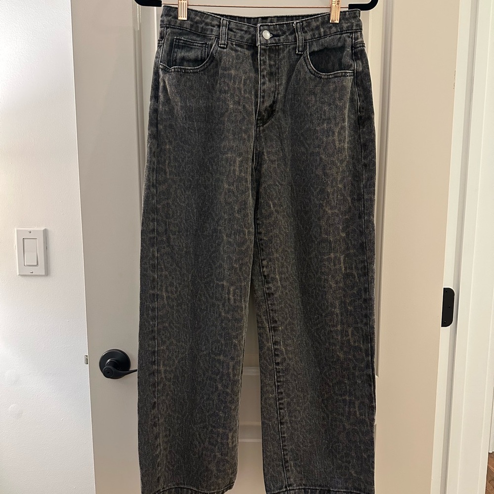 Leopard Print Gray Jeans